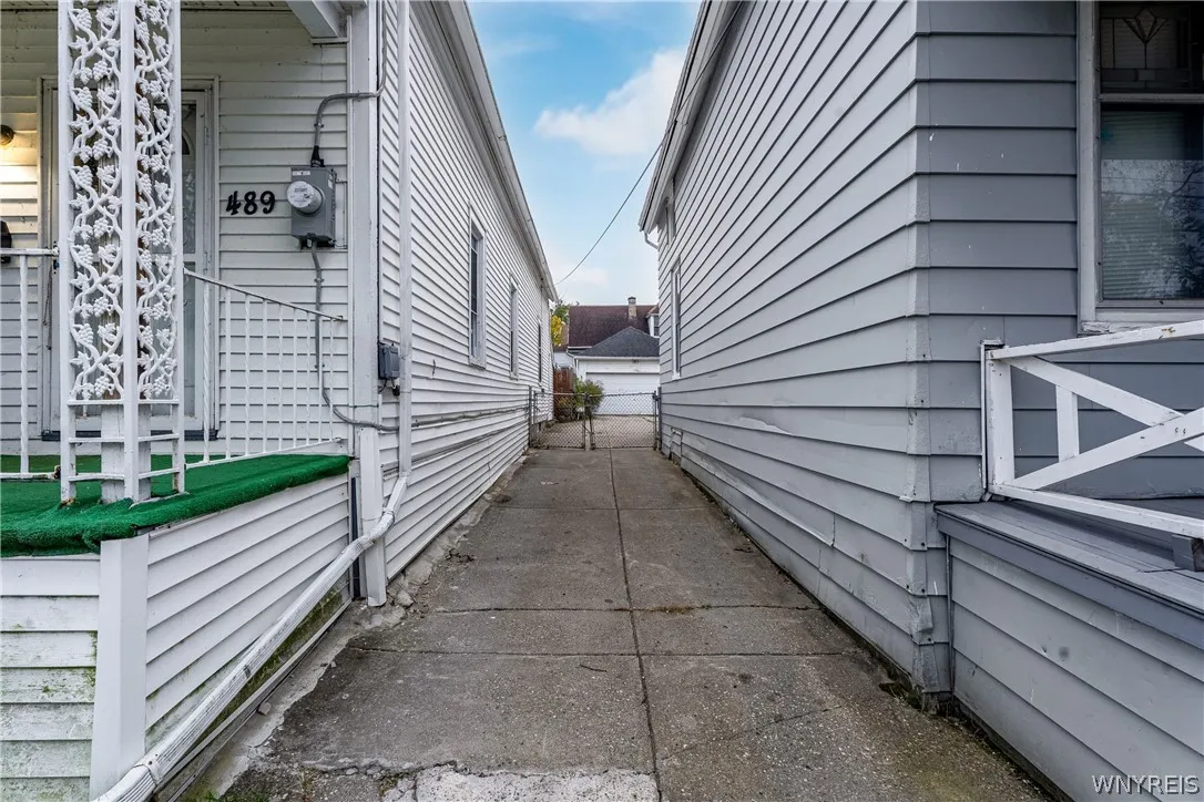 487 Northampton Street, Buffalo, New York 14208, Buffalo, New York 14208, 3 Bedroom Bedrooms, 7 Room Rooms,1 BathroomBathrooms,Residential,For Sale,487 Northampton Street, Buffalo, New York 14208,0,B1722267