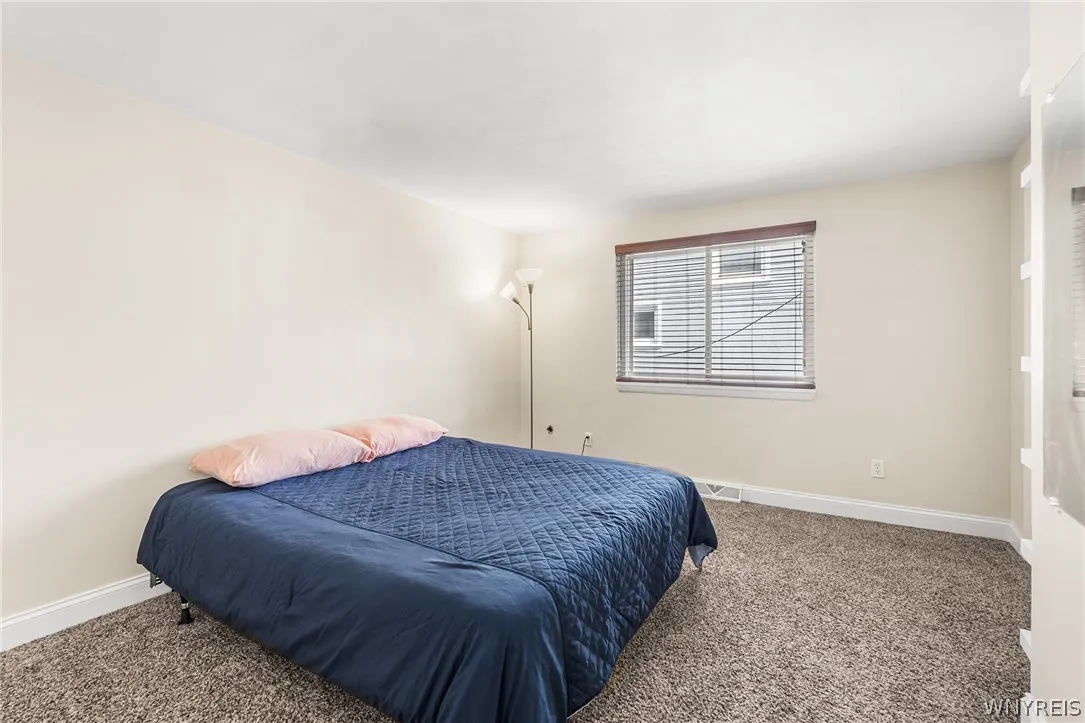 216 Summer Street 6, Buffalo, New York 14222, Buffalo, New York 14222, 2 Bedroom Bedrooms, 5 Room Rooms,1 BathroomBathrooms,Residential,For Sale,216 Summer Street 6, Buffalo, New York 14222,0,B1722808