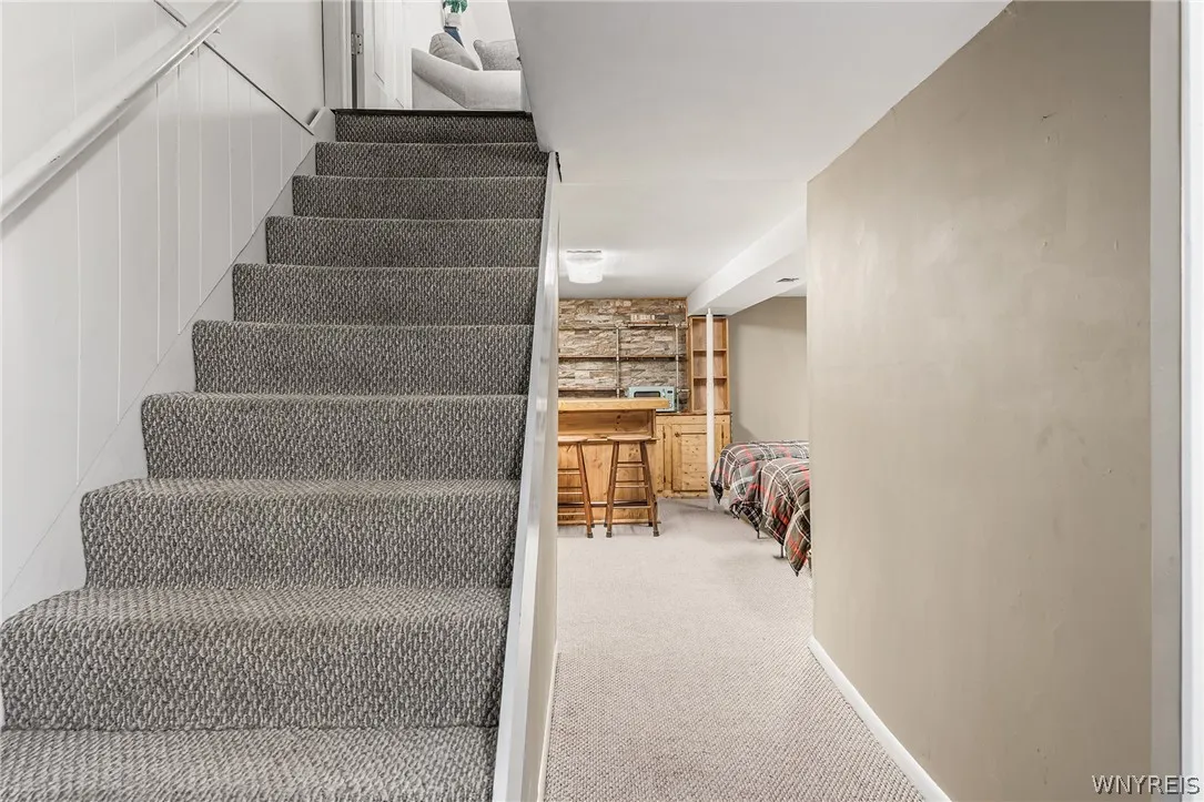 216 Summer Street 6, Buffalo, New York 14222, Buffalo, New York 14222, 2 Bedroom Bedrooms, 5 Room Rooms,1 BathroomBathrooms,Residential,For Sale,216 Summer Street 6, Buffalo, New York 14222,0,B1722808
