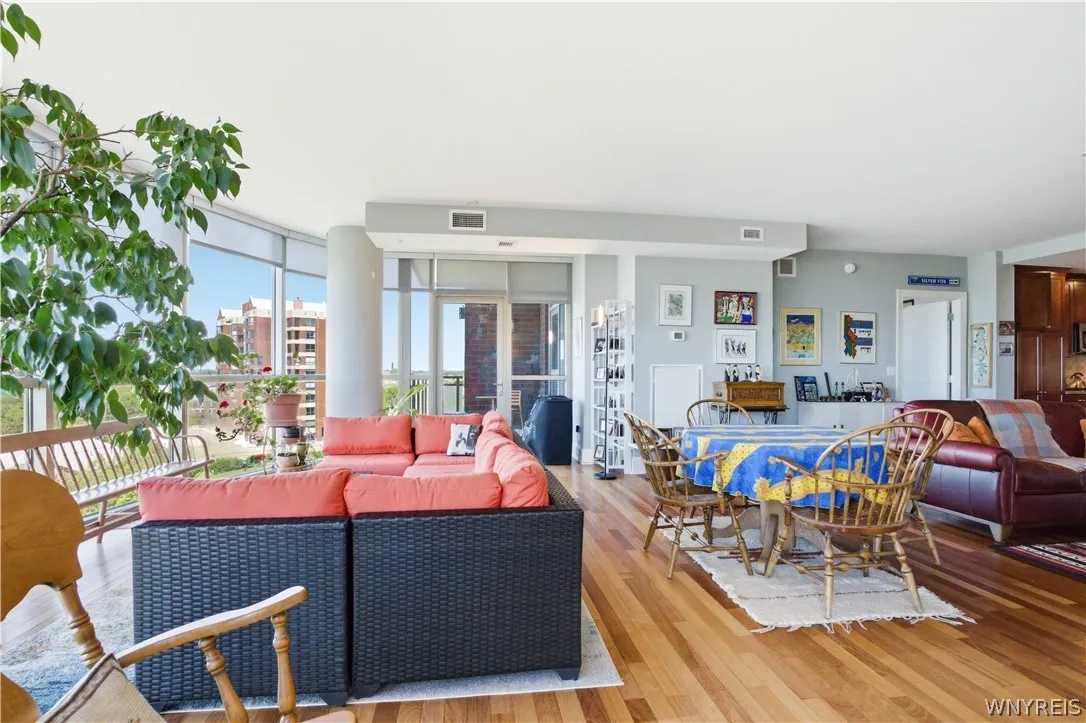 132 Lakefront Boulevard 603, Buffalo, New York 142, Buffalo, New York 14202, 2 Bedroom Bedrooms, 4 Room Rooms,2 BathroomBathrooms,Residential Lease,For Rent,132 Lakefront Boulevard 603, Buffalo, New York 142,0,B1722667