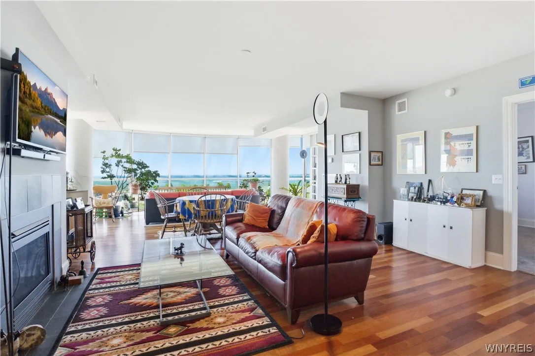 132 Lakefront Boulevard 603, Buffalo, New York 142, Buffalo, New York 14202, 2 Bedroom Bedrooms, 4 Room Rooms,2 BathroomBathrooms,Residential Lease,For Rent,132 Lakefront Boulevard 603, Buffalo, New York 142,0,B1722667