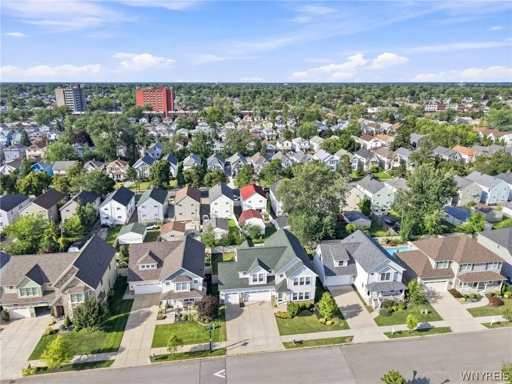 70 Rachel Vincent, Buffalo, New York 14216, Buffalo, New York 14216, 4 Bedroom Bedrooms, 8 Room Rooms,2 BathroomBathrooms,Residential Lease,For Rent,70 Rachel Vincent, Buffalo, New York 14216,0,B1722850