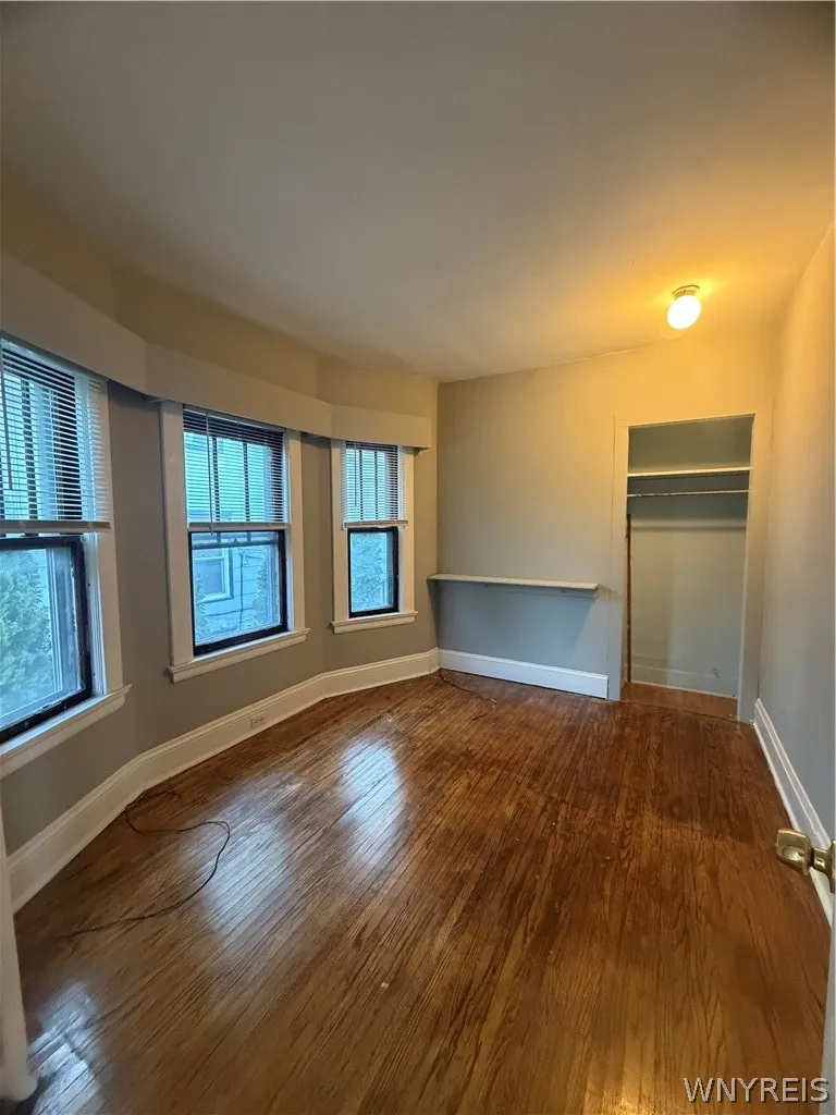 2776 Main Street 3, Buffalo, New York 14214, Buffalo, New York 14214, 3 Bedroom Bedrooms, 7 Room Rooms,1 BathroomBathrooms,Residential Lease,For Rent,2776 Main Street 3, Buffalo, New York 14214,0,B1723028