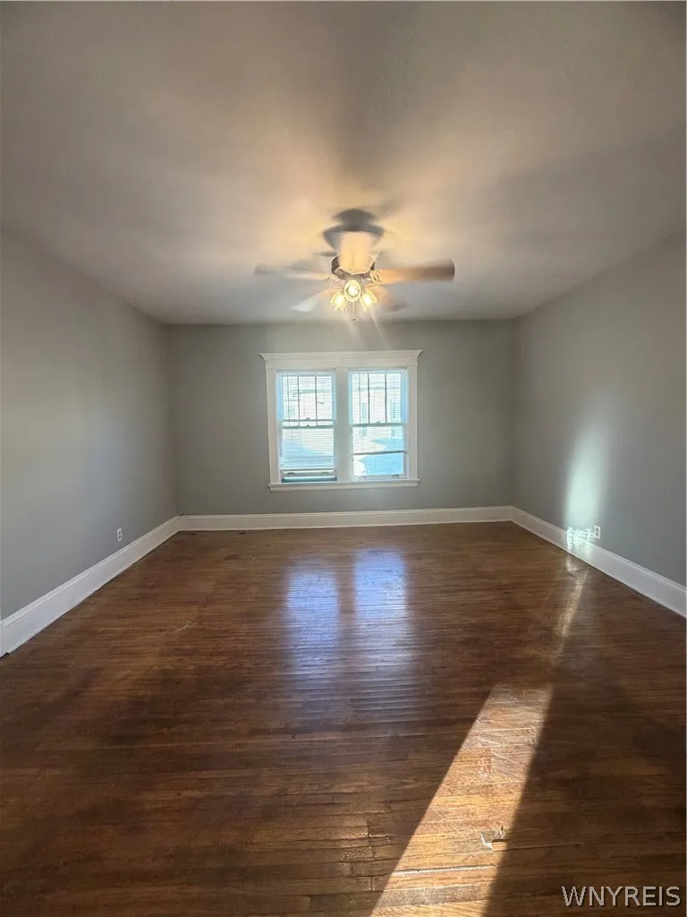 2776 Main Street 3, Buffalo, New York 14214, Buffalo, New York 14214, 3 Bedroom Bedrooms, 7 Room Rooms,1 BathroomBathrooms,Residential Lease,For Rent,2776 Main Street 3, Buffalo, New York 14214,0,B1723028