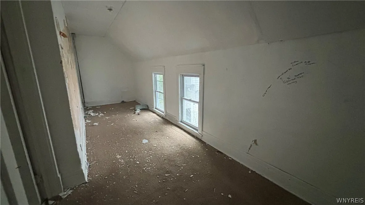 115 Goembel Avenue, Buffalo, New York 14211, Buffalo, New York 14211, 4 Bedroom Bedrooms, ,2 BathroomBathrooms,Residential,For Sale,115 Goembel Avenue, Buffalo, New York 14211,0,B1722980