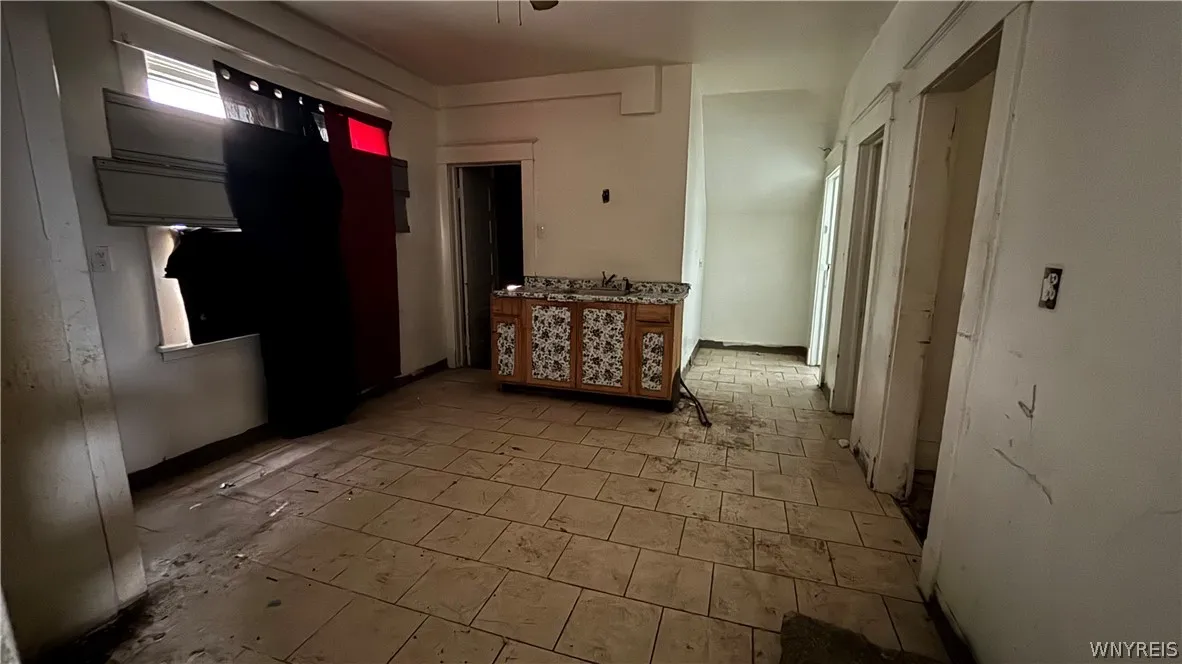 115 Goembel Avenue, Buffalo, New York 14211, Buffalo, New York 14211, 4 Bedroom Bedrooms, ,2 BathroomBathrooms,Residential,For Sale,115 Goembel Avenue, Buffalo, New York 14211,0,B1722980