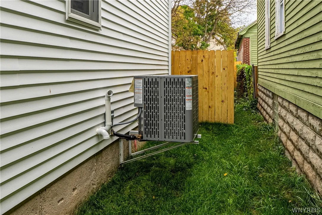 33 Schuele Avenue, Buffalo, New York 14215, Buffalo, New York 14215, 3 Bedroom Bedrooms, 5 Room Rooms,1 BathroomBathrooms,Residential,For Sale,33 Schuele Avenue, Buffalo, New York 14215,0,B1722714