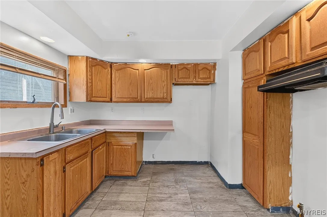 51 Burlington Avenue, Buffalo, New York 14215, Buffalo, New York 14215, 3 Bedroom Bedrooms, 5 Room Rooms,1 BathroomBathrooms,Residential,For Sale,51 Burlington Avenue, Buffalo, New York 14215,0,B1722053