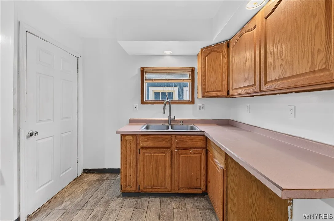 51 Burlington Avenue, Buffalo, New York 14215, Buffalo, New York 14215, 3 Bedroom Bedrooms, 5 Room Rooms,1 BathroomBathrooms,Residential,For Sale,51 Burlington Avenue, Buffalo, New York 14215,0,B1722053