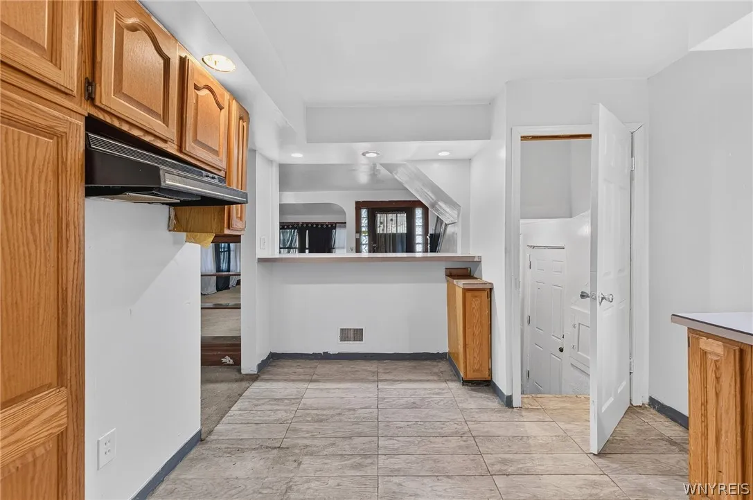 51 Burlington Avenue, Buffalo, New York 14215, Buffalo, New York 14215, 3 Bedroom Bedrooms, 5 Room Rooms,1 BathroomBathrooms,Residential,For Sale,51 Burlington Avenue, Buffalo, New York 14215,0,B1722053