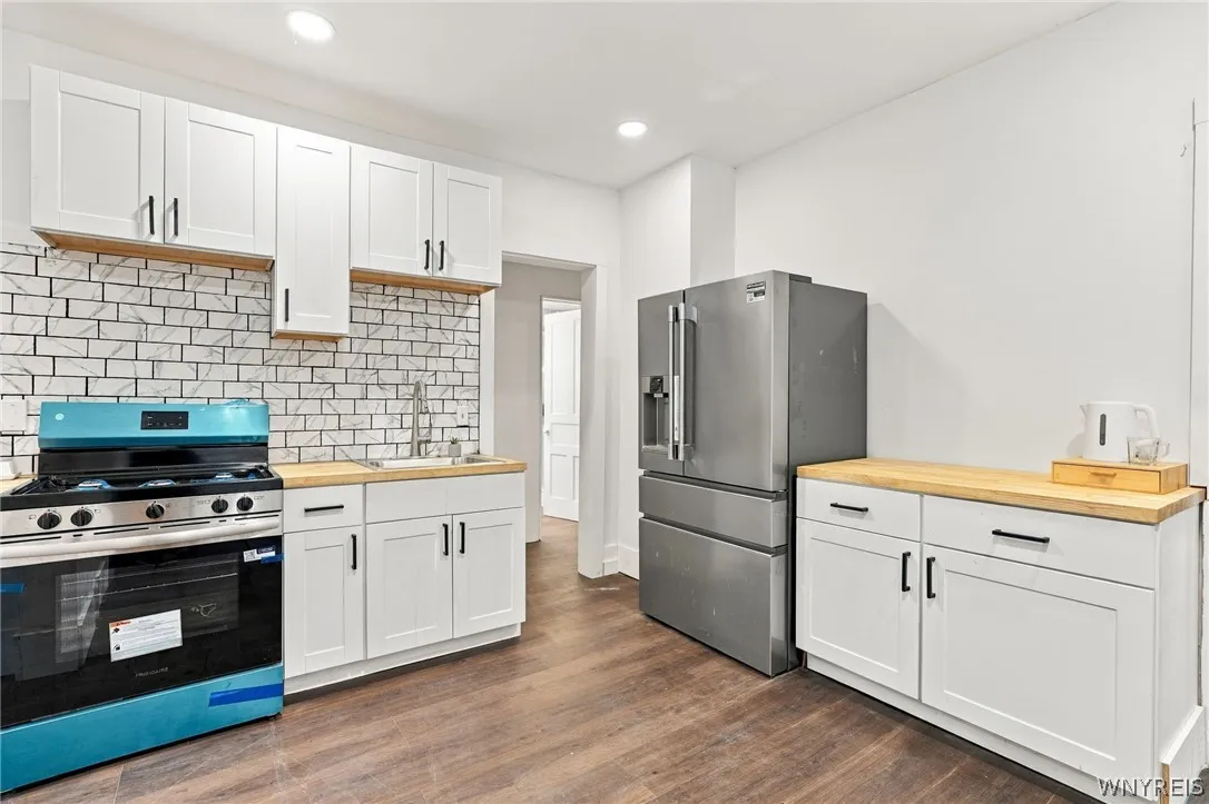 361 Marilla Street, Buffalo, New York 14220, Buffalo, New York 14220, 5 Bedroom Bedrooms, ,2 BathroomBathrooms,Residential,For Sale,361 Marilla Street, Buffalo, New York 14220,0,B1723048