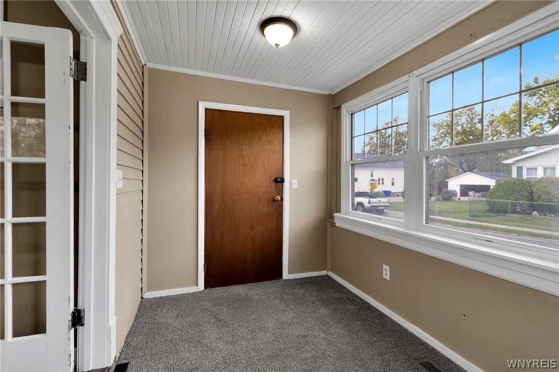 22 Gilbert Avenue, Hamburg, New York 14219, Hamburg, New York 14219, 5 Bedroom Bedrooms, ,2 BathroomBathrooms,Residential,For Sale,22 Gilbert Avenue, Hamburg, New York 14219,0,B1722476