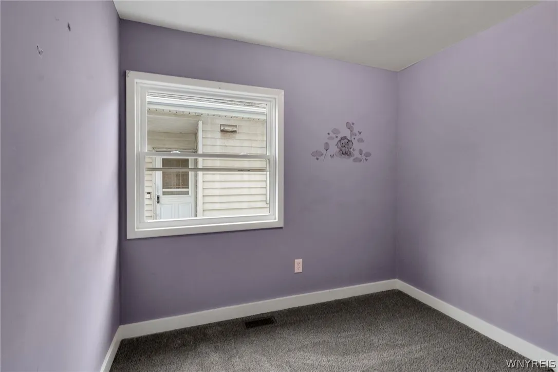 22 Gilbert Avenue, Hamburg, New York 14219, Hamburg, New York 14219, 5 Bedroom Bedrooms, ,2 BathroomBathrooms,Residential,For Sale,22 Gilbert Avenue, Hamburg, New York 14219,0,B1722476
