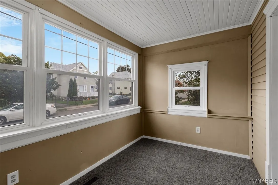 22 Gilbert Avenue, Hamburg, New York 14219, Hamburg, New York 14219, 5 Bedroom Bedrooms, ,2 BathroomBathrooms,Residential,For Sale,22 Gilbert Avenue, Hamburg, New York 14219,0,B1722476