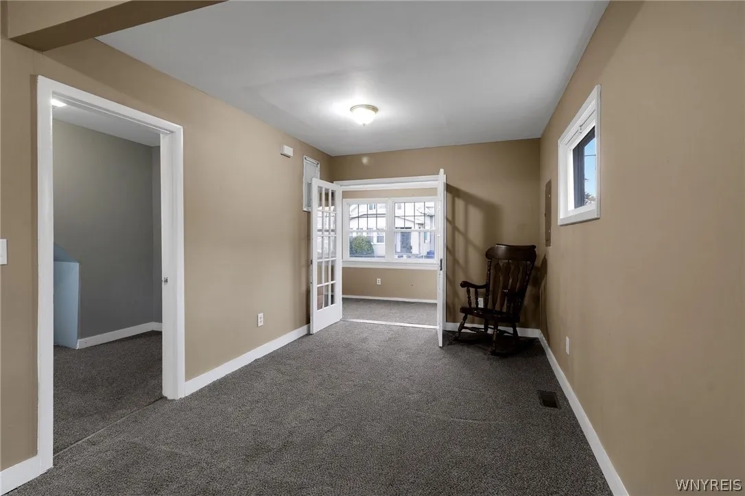 22 Gilbert Avenue, Hamburg, New York 14219, Hamburg, New York 14219, 5 Bedroom Bedrooms, ,2 BathroomBathrooms,Residential,For Sale,22 Gilbert Avenue, Hamburg, New York 14219,0,B1722476