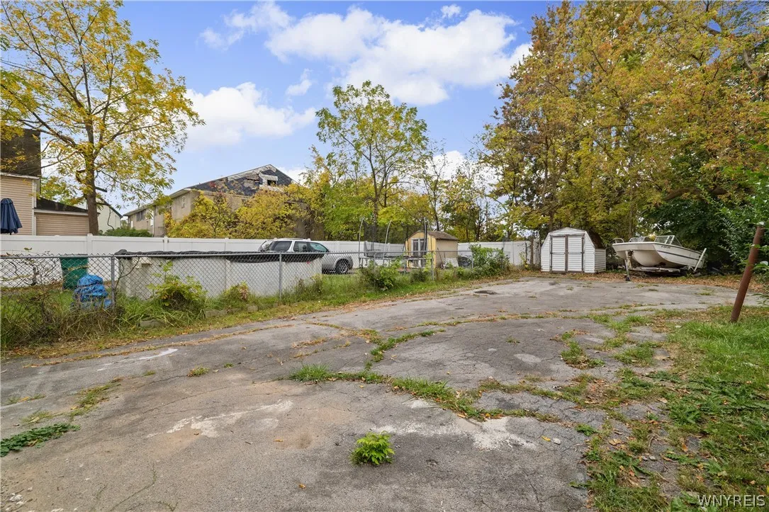 28 Schuele Avenue, Buffalo, New York 14215, Buffalo, New York 14215, 4 Bedroom Bedrooms, 8 Room Rooms,1 BathroomBathrooms,Residential,For Sale,28 Schuele Avenue, Buffalo, New York 14215,0,B1723147