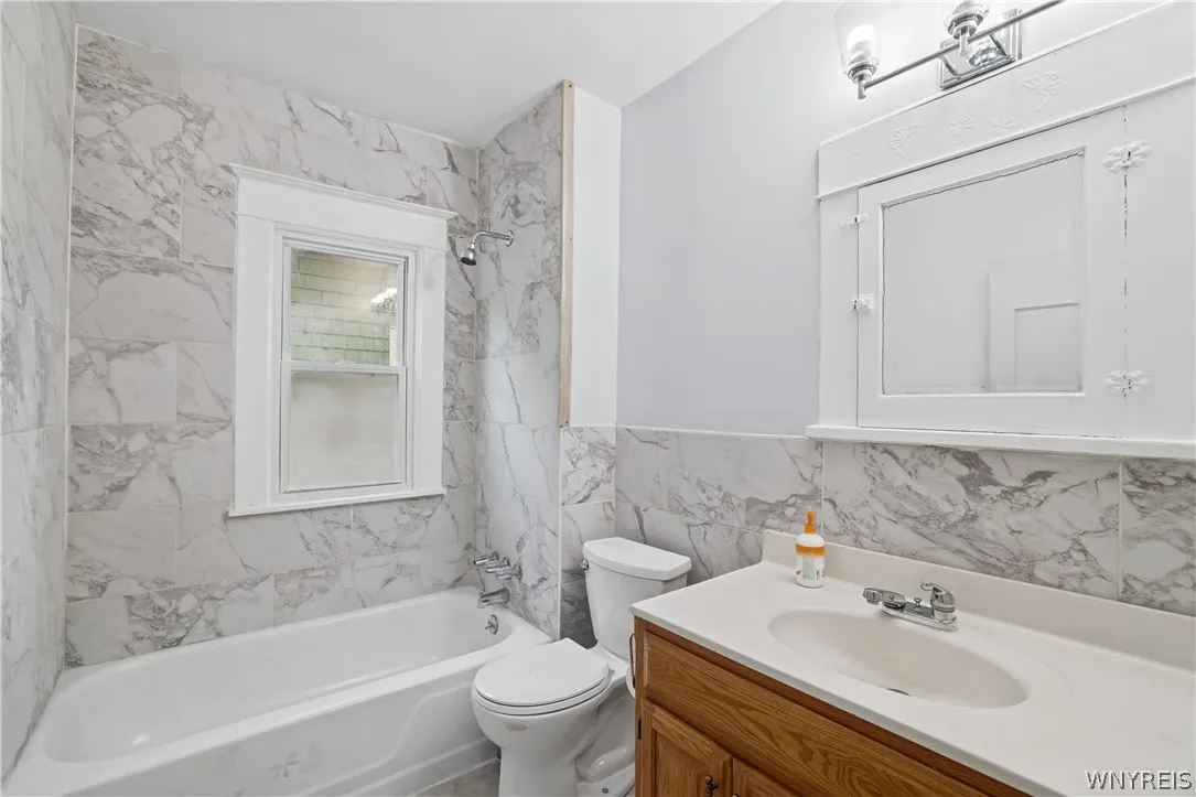 28 Schuele Avenue, Buffalo, New York 14215, Buffalo, New York 14215, 4 Bedroom Bedrooms, 8 Room Rooms,1 BathroomBathrooms,Residential,For Sale,28 Schuele Avenue, Buffalo, New York 14215,0,B1723147