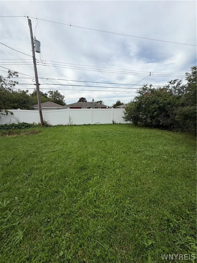 150 Carmen Road, Amherst, New York 14226, Amherst, New York 14226, 3 Bedroom Bedrooms, 5 Room Rooms,1 BathroomBathrooms,Residential,For Sale,150 Carmen Road, Amherst, New York 14226,0,B1723002
