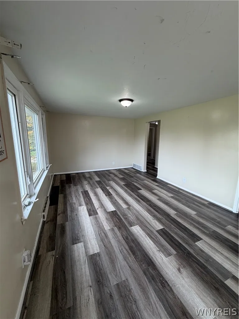 150 Carmen Road, Amherst, New York 14226, Amherst, New York 14226, 3 Bedroom Bedrooms, 5 Room Rooms,1 BathroomBathrooms,Residential,For Sale,150 Carmen Road, Amherst, New York 14226,0,B1723002