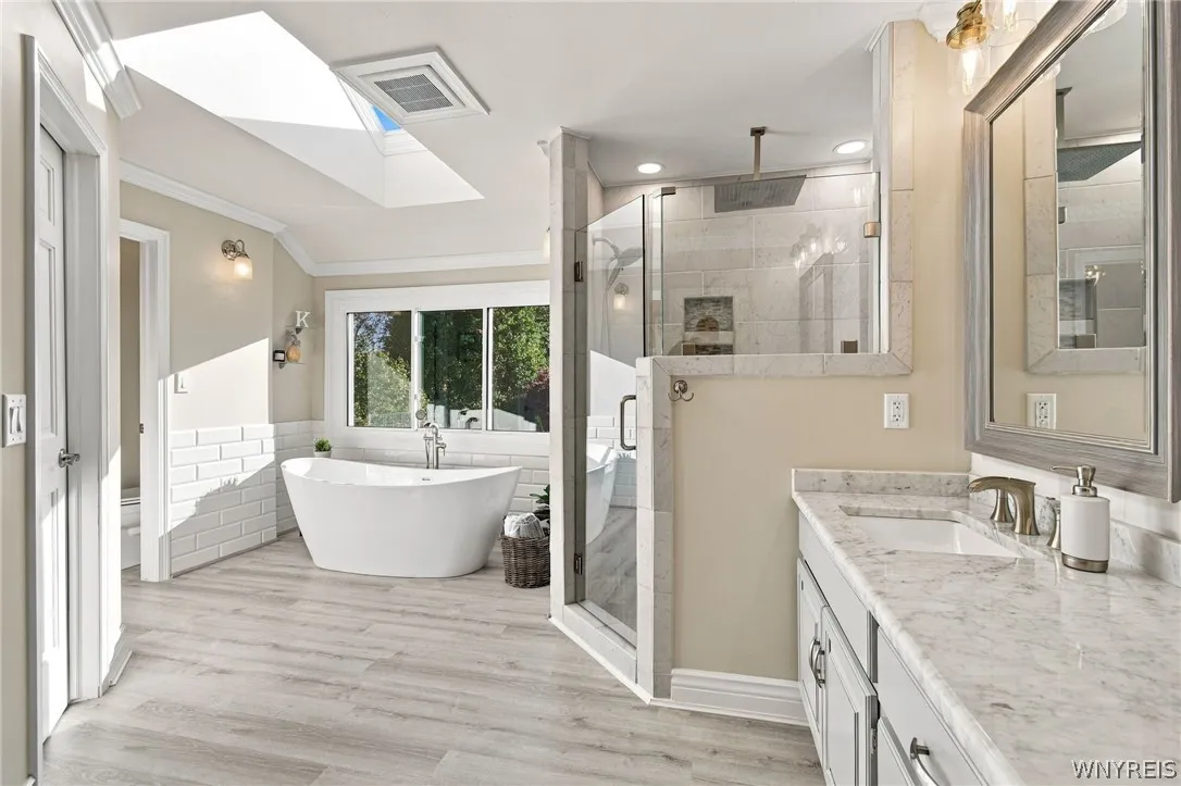 25 Braunview, Orchard Park, New York 14127, Orchard Park, New York 14127, 4 Bedroom Bedrooms, 10 Room Rooms,2 BathroomBathrooms,Residential,For Sale,25 Braunview, Orchard Park, New York 14127,0,B1723301