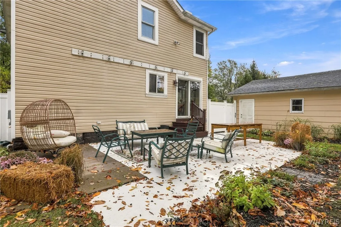 26 Greenfield Street, Orchard Park, New York 14127, Orchard Park, New York 14127, 3 Bedroom Bedrooms, 7 Room Rooms,2 BathroomBathrooms,Residential,For Sale,26 Greenfield Street, Orchard Park, New York 14127,0,B1723244