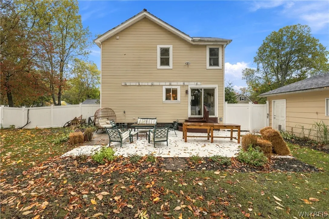26 Greenfield Street, Orchard Park, New York 14127, Orchard Park, New York 14127, 3 Bedroom Bedrooms, 7 Room Rooms,2 BathroomBathrooms,Residential,For Sale,26 Greenfield Street, Orchard Park, New York 14127,0,B1723244