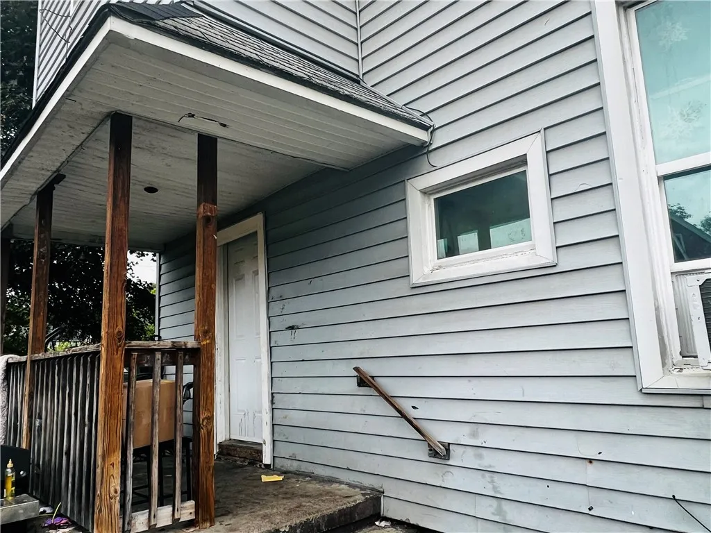 309 Davis Street, Elmira City, New York 14901, Elmira City, New York 14901, 6 Bedroom Bedrooms, ,2 BathroomBathrooms,Residential,For Sale,309 Davis Street, Elmira City, New York 14901,0,R1723345