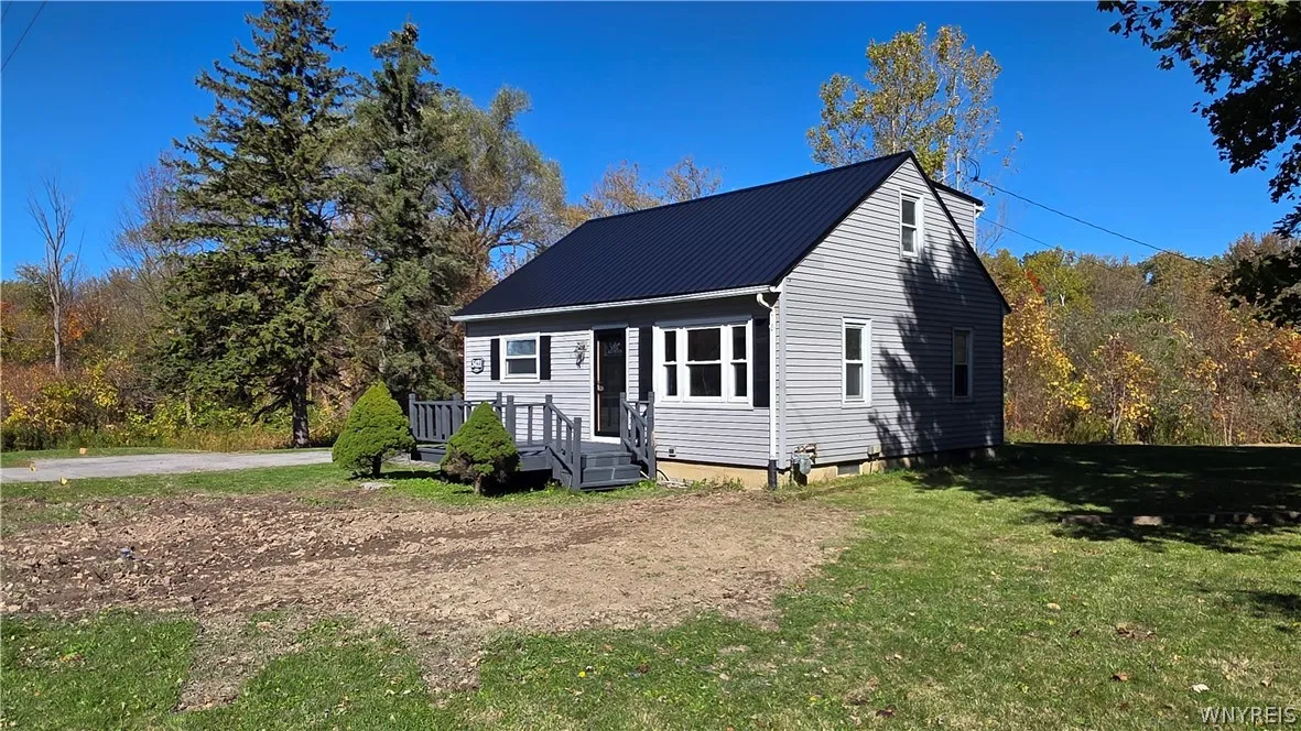 5421 Ellicott Street Road, Bethany, New York 14054, Bethany, New York 14054, 3 Bedroom Bedrooms, 6 Room Rooms,1 BathroomBathrooms,Residential,For Sale,5421 Ellicott Street Road, Bethany, New York 14054,0,B1723456