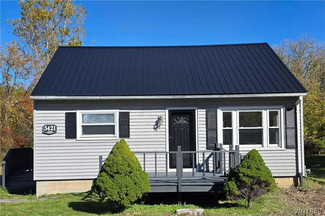 5421 Ellicott Street Road, Bethany, New York 14054, Bethany, New York 14054, 3 Bedroom Bedrooms, 6 Room Rooms,1 BathroomBathrooms,Residential,For Sale,5421 Ellicott Street Road, Bethany, New York 14054,0,B1723456