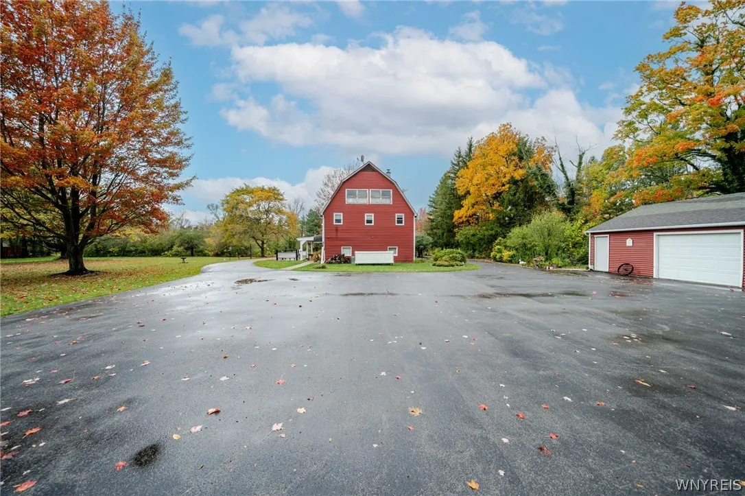 2645 Pleasant Avenue, Hamburg, New York 14085, Hamburg, New York 14085, 3 Bedroom Bedrooms, 8 Room Rooms,2 BathroomBathrooms,Residential,For Sale,2645 Pleasant Avenue, Hamburg, New York 14085,0,B1720490