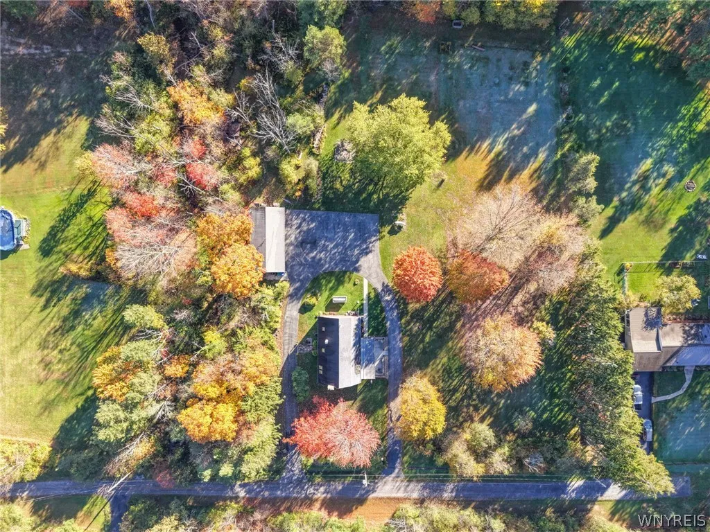 2645 Pleasant Avenue, Hamburg, New York 14085, Hamburg, New York 14085, 3 Bedroom Bedrooms, 8 Room Rooms,2 BathroomBathrooms,Residential,For Sale,2645 Pleasant Avenue, Hamburg, New York 14085,0,B1720490