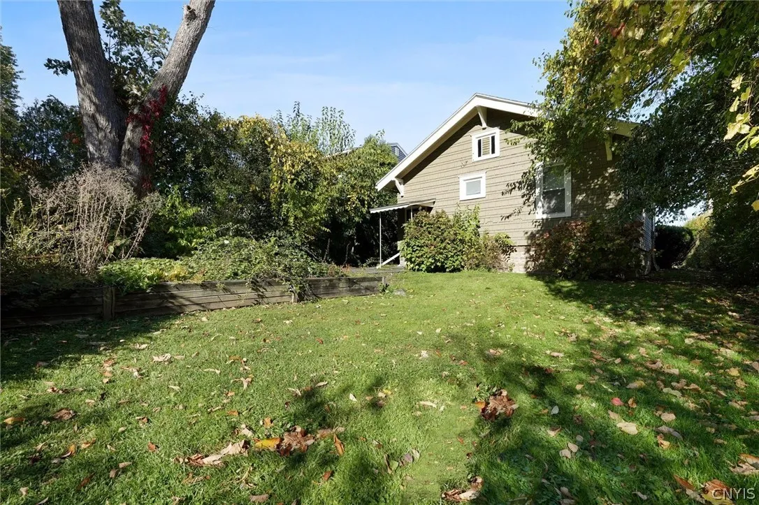 108 Cotton Street, Camillus, New York 13219, Camillus, New York 13219, 2 Bedroom Bedrooms, 6 Room Rooms,1 BathroomBathrooms,Residential,For Sale,108 Cotton Street, Camillus, New York 13219,0,S1723240