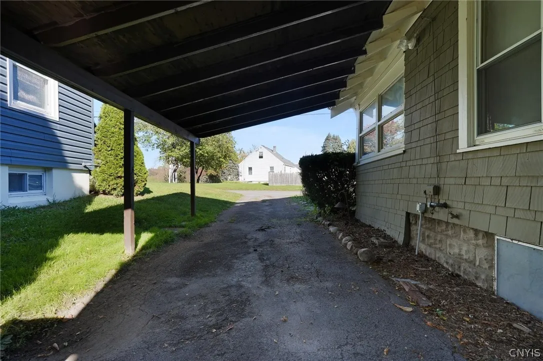 108 Cotton Street, Camillus, New York 13219, Camillus, New York 13219, 2 Bedroom Bedrooms, 6 Room Rooms,1 BathroomBathrooms,Residential,For Sale,108 Cotton Street, Camillus, New York 13219,0,S1723240