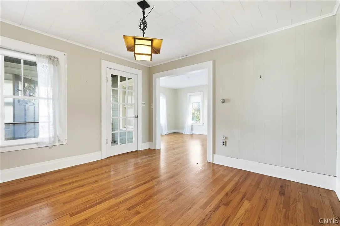 108 Cotton Street, Camillus, New York 13219, Camillus, New York 13219, 2 Bedroom Bedrooms, 6 Room Rooms,1 BathroomBathrooms,Residential,For Sale,108 Cotton Street, Camillus, New York 13219,0,S1723240