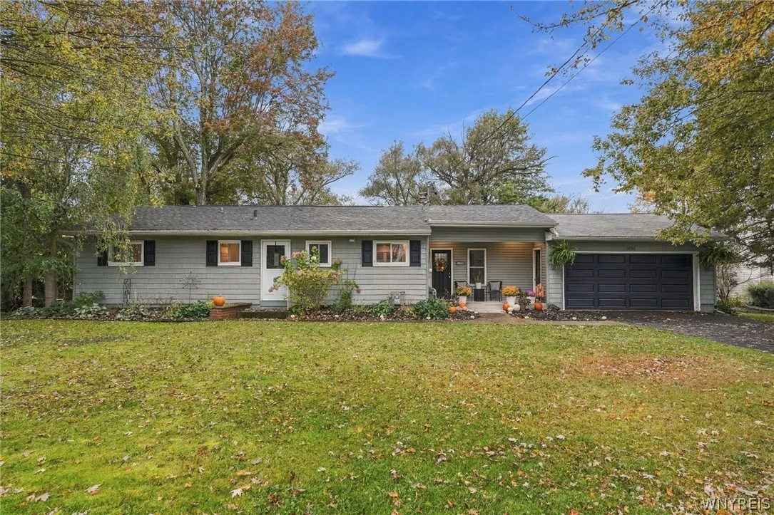 5130 Old Goodrich Road, Clarence, New York 14031, Clarence, New York 14031, 3 Bedroom Bedrooms, 8 Room Rooms,1 BathroomBathrooms,Residential,For Sale,5130 Old Goodrich Road, Clarence, New York 14031,0,B1723629