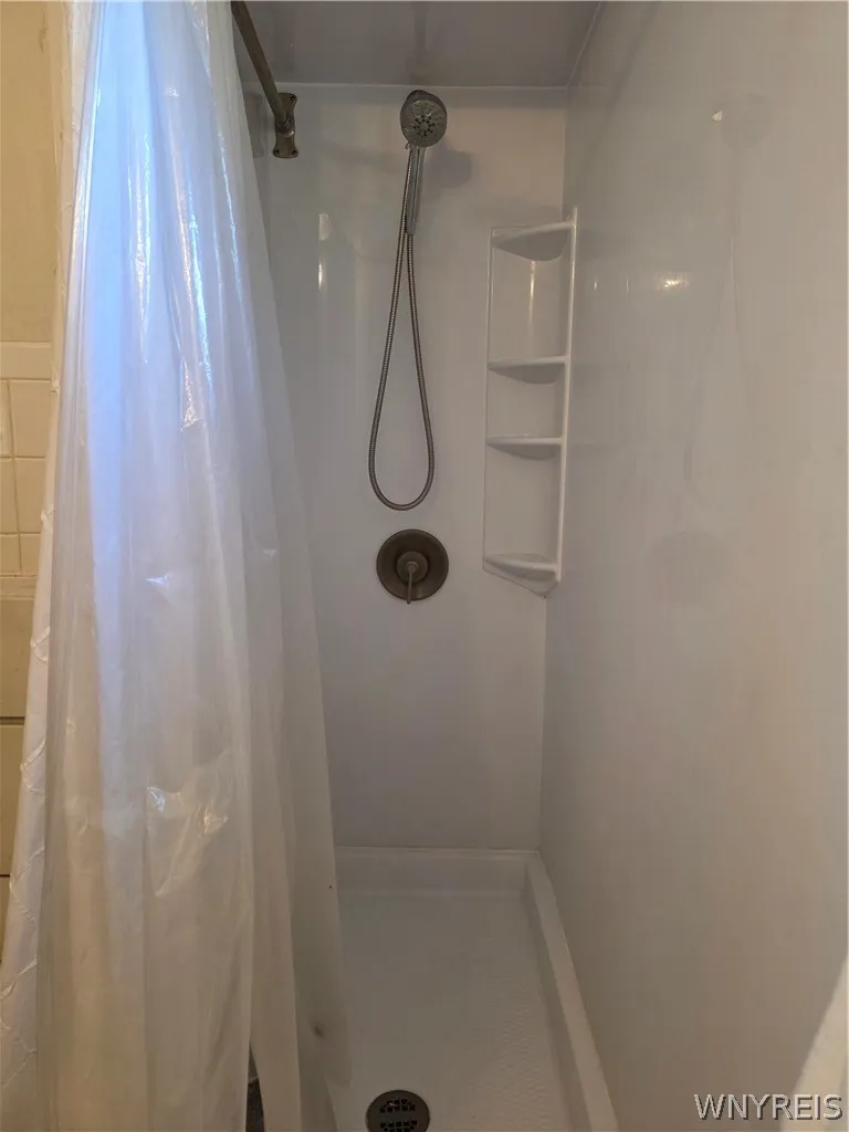 Bath / new shower