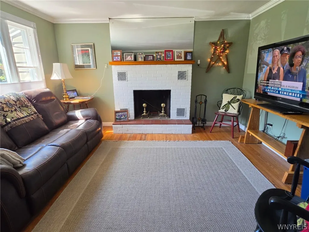 346 Parkdale Avenue, Aurora, New York 14052, Aurora, New York 14052, 2 Bedroom Bedrooms, 7 Room Rooms,2 BathroomBathrooms,Residential Lease,For Rent,346 Parkdale Avenue, Aurora, New York 14052,0,B1723821