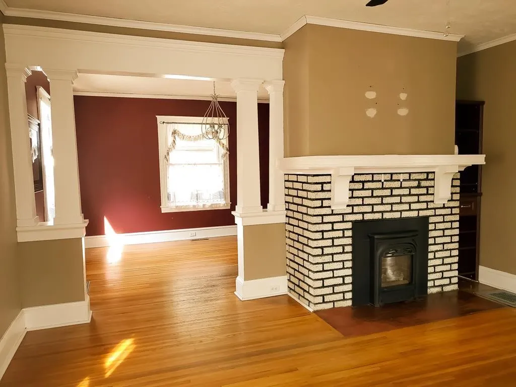 811 Walnut Street, Elmira City, New York 14901, Elmira City, New York 14901, 3 Bedroom Bedrooms, 8 Room Rooms,1 BathroomBathrooms,Residential,For Sale,811 Walnut Street, Elmira City, New York 14901,0,R1723885