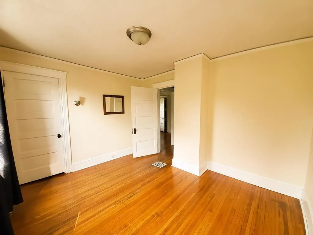 811 Walnut Street, Elmira City, New York 14901, Elmira City, New York 14901, 3 Bedroom Bedrooms, 8 Room Rooms,1 BathroomBathrooms,Residential,For Sale,811 Walnut Street, Elmira City, New York 14901,0,R1723885