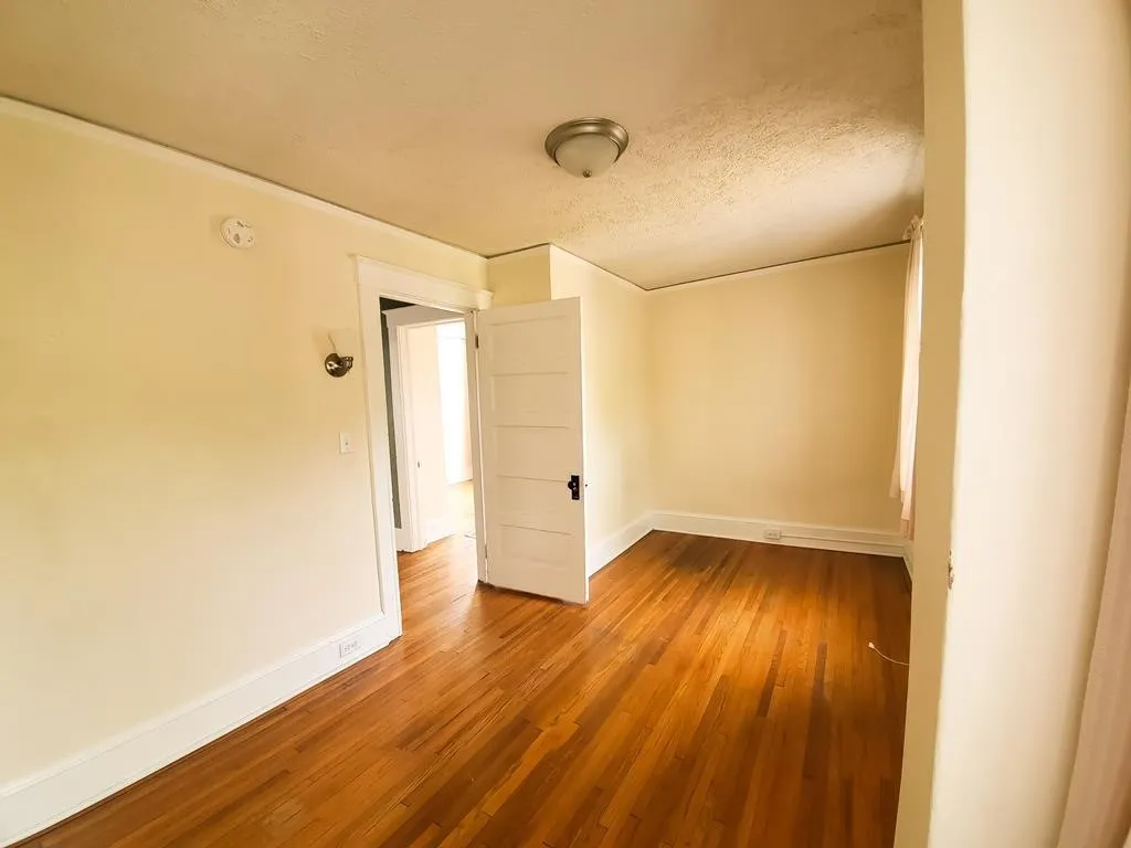 811 Walnut Street, Elmira City, New York 14901, Elmira City, New York 14901, 3 Bedroom Bedrooms, 8 Room Rooms,1 BathroomBathrooms,Residential,For Sale,811 Walnut Street, Elmira City, New York 14901,0,R1723885
