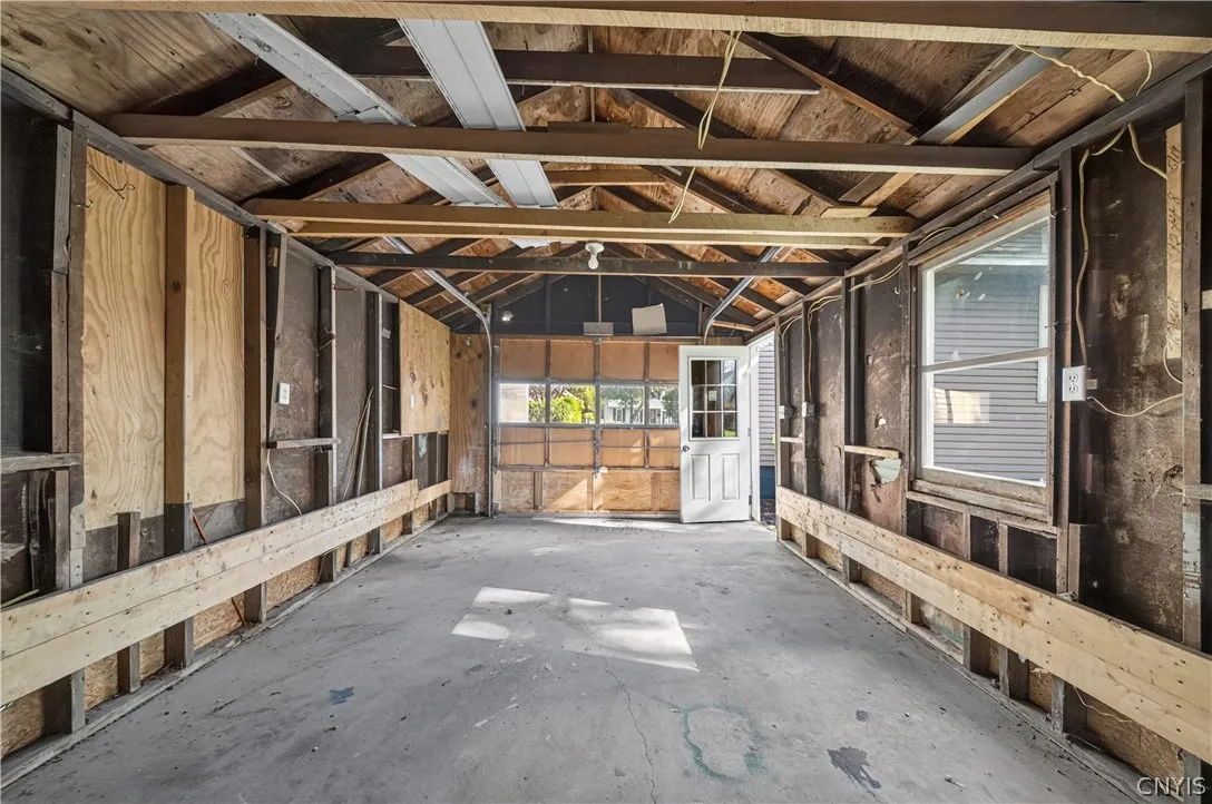 107 Gillis Avenue, Salina, New York 13088, Salina, New York 13088, 3 Bedroom Bedrooms, 7 Room Rooms,1 BathroomBathrooms,Residential,For Sale,107 Gillis Avenue, Salina, New York 13088,0,S1720429