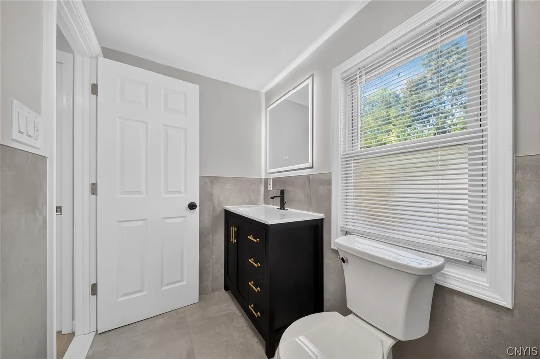 107 Gillis Avenue, Salina, New York 13088, Salina, New York 13088, 3 Bedroom Bedrooms, 7 Room Rooms,1 BathroomBathrooms,Residential,For Sale,107 Gillis Avenue, Salina, New York 13088,0,S1720429