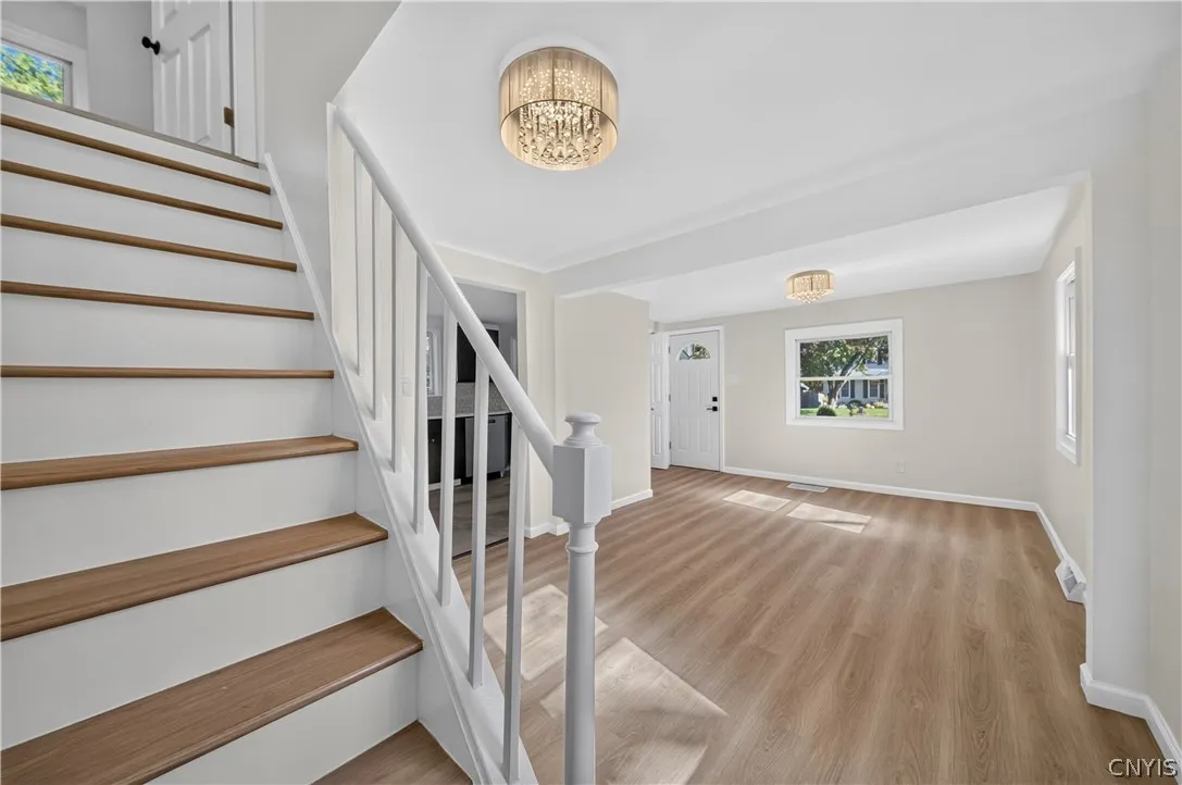107 Gillis Avenue, Salina, New York 13088, Salina, New York 13088, 3 Bedroom Bedrooms, 7 Room Rooms,1 BathroomBathrooms,Residential,For Sale,107 Gillis Avenue, Salina, New York 13088,0,S1720429