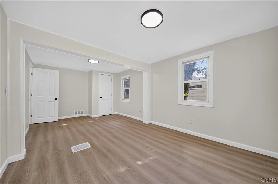 107 Gillis Avenue, Salina, New York 13088, Salina, New York 13088, 3 Bedroom Bedrooms, 7 Room Rooms,1 BathroomBathrooms,Residential,For Sale,107 Gillis Avenue, Salina, New York 13088,0,S1720429