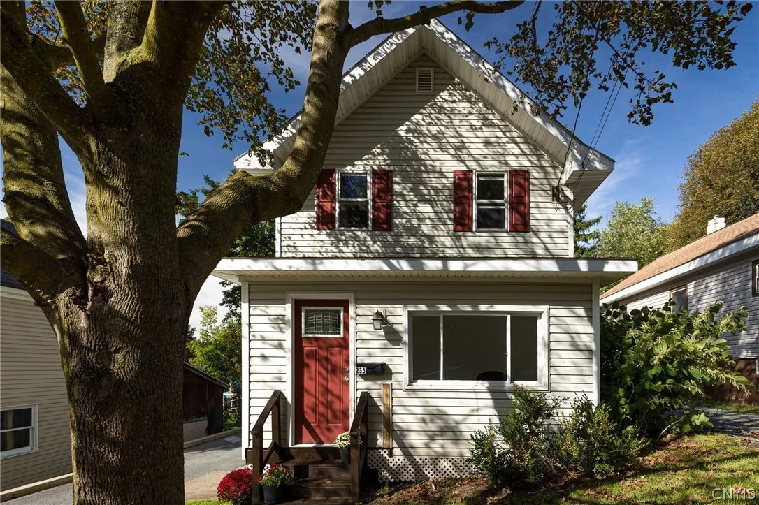 235 Saint Mary Street, Watertown City, New York 13, Watertown City, New York 13601, 3 Bedroom Bedrooms, 9 Room Rooms,1 BathroomBathrooms,Residential,For Sale,235 Saint Mary Street, Watertown City, New York 13,0,S1723558