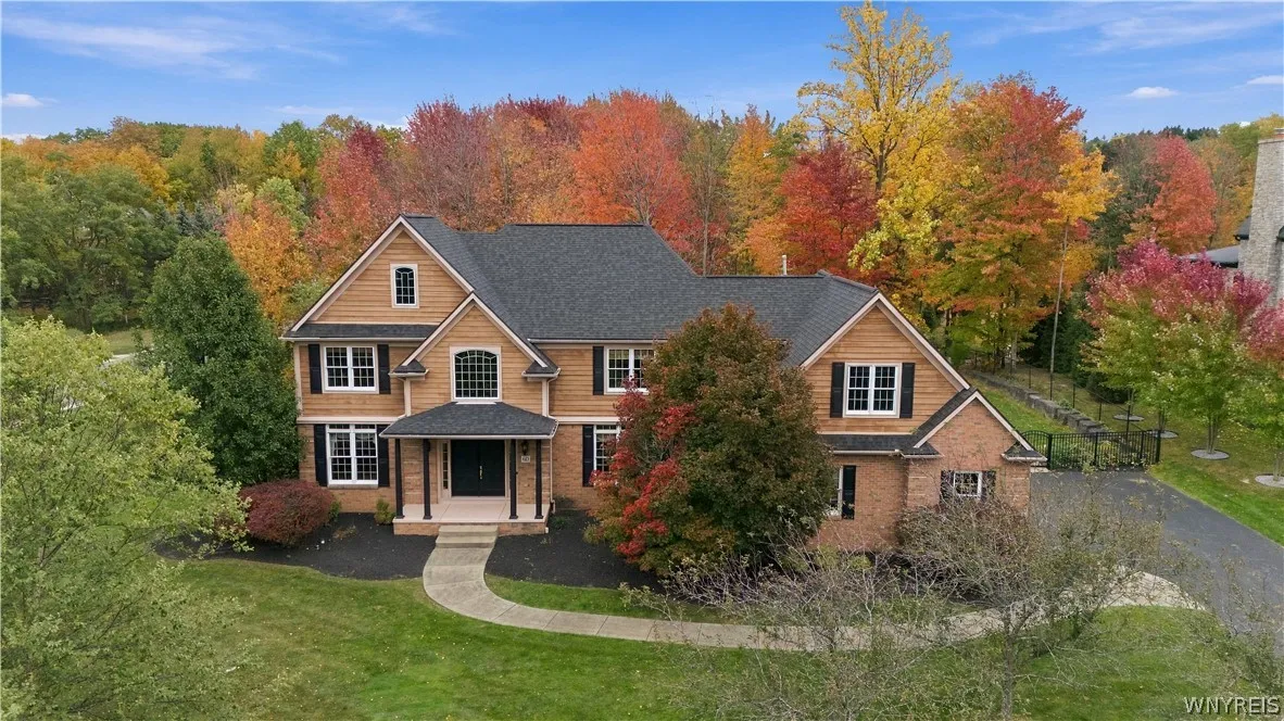 60 Grand View, Orchard Park, New York 14127, Orchard Park, New York 14127, 4 Bedroom Bedrooms, 14 Room Rooms,2 BathroomBathrooms,Residential,For Sale,60 Grand View, Orchard Park, New York 14127,0,B1723708