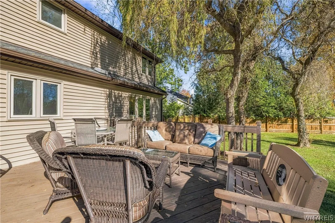 45 Parkview Drive, Grand Island, New York 14072, Grand Island, New York 14072, 4 Bedroom Bedrooms, 10 Room Rooms,2 BathroomBathrooms,Residential,For Sale,45 Parkview Drive, Grand Island, New York 14072,0,B1720985