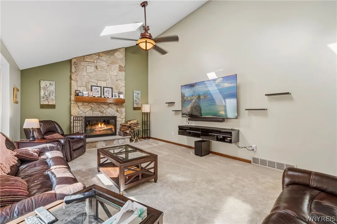 45 Parkview Drive, Grand Island, New York 14072, Grand Island, New York 14072, 4 Bedroom Bedrooms, 10 Room Rooms,2 BathroomBathrooms,Residential,For Sale,45 Parkview Drive, Grand Island, New York 14072,0,B1720985