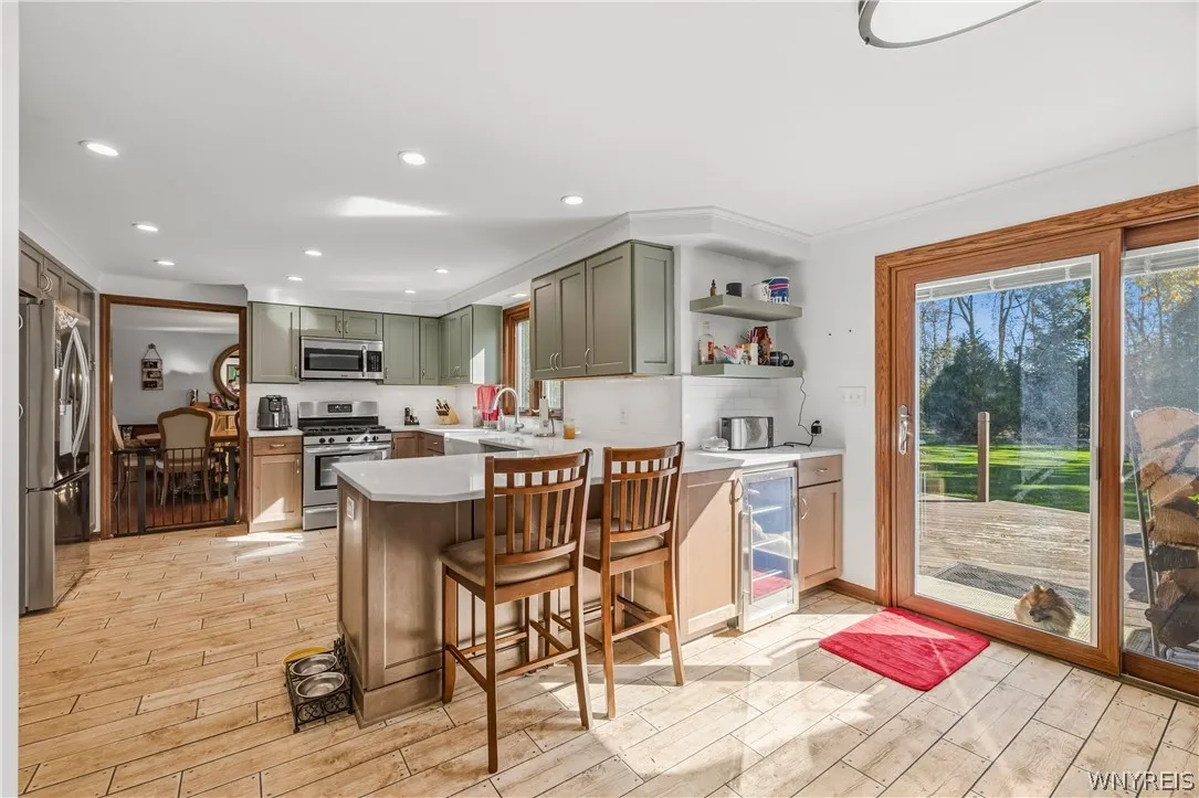 45 Parkview Drive, Grand Island, New York 14072, Grand Island, New York 14072, 4 Bedroom Bedrooms, 10 Room Rooms,2 BathroomBathrooms,Residential,For Sale,45 Parkview Drive, Grand Island, New York 14072,0,B1720985