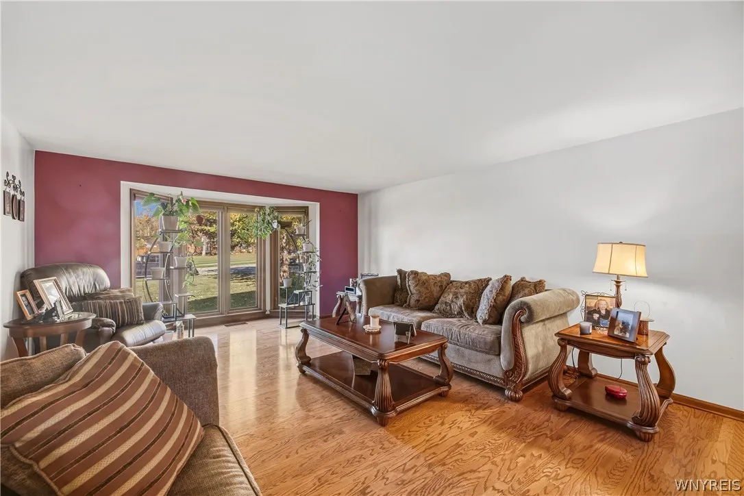 45 Parkview Drive, Grand Island, New York 14072, Grand Island, New York 14072, 4 Bedroom Bedrooms, 10 Room Rooms,2 BathroomBathrooms,Residential,For Sale,45 Parkview Drive, Grand Island, New York 14072,0,B1720985